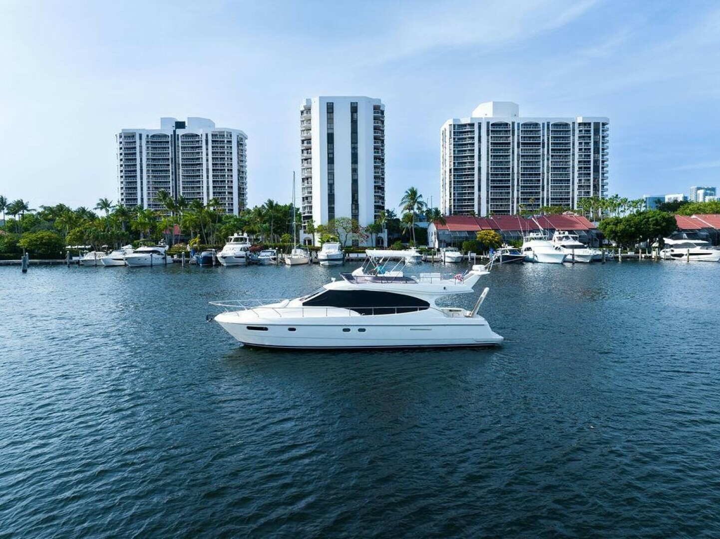 47FT (14.33M) FERRETTI YACHTS Ferretti Yachts Yacht for Sale