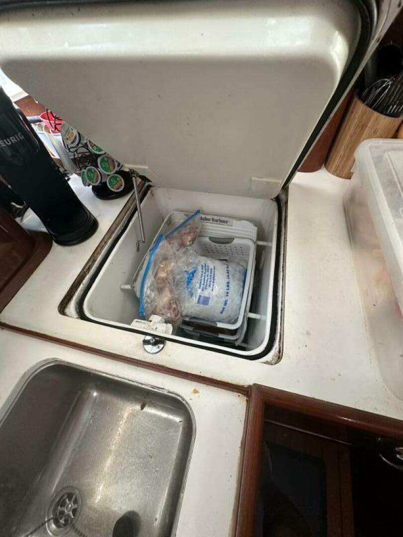 Fleetwing 42ft Beneteau Yacht For Sale Fleetwing 42ft Beneteau Yacht For Sale