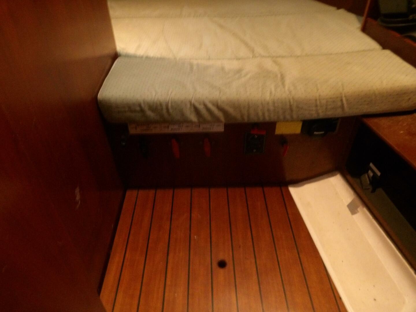 Fleetwing 42ft Beneteau Yacht For Sale Fleetwing 42ft Beneteau Yacht For Sale