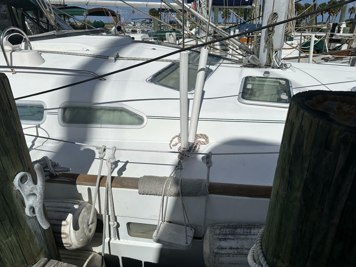 Fleetwing 42ft Beneteau Yacht For Sale Fleetwing 42ft Beneteau Yacht For Sale