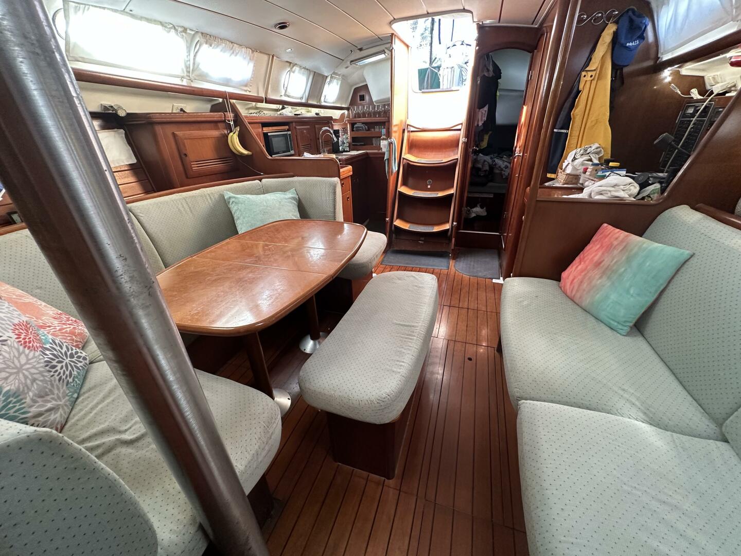 Fleetwing 42ft Beneteau Yacht For Sale Fleetwing 42ft Beneteau Yacht For Sale