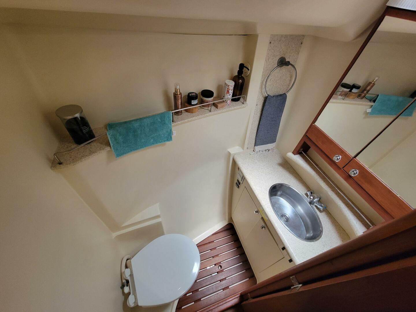 Slip Aweigh 49ft Hunter Yacht For Sale