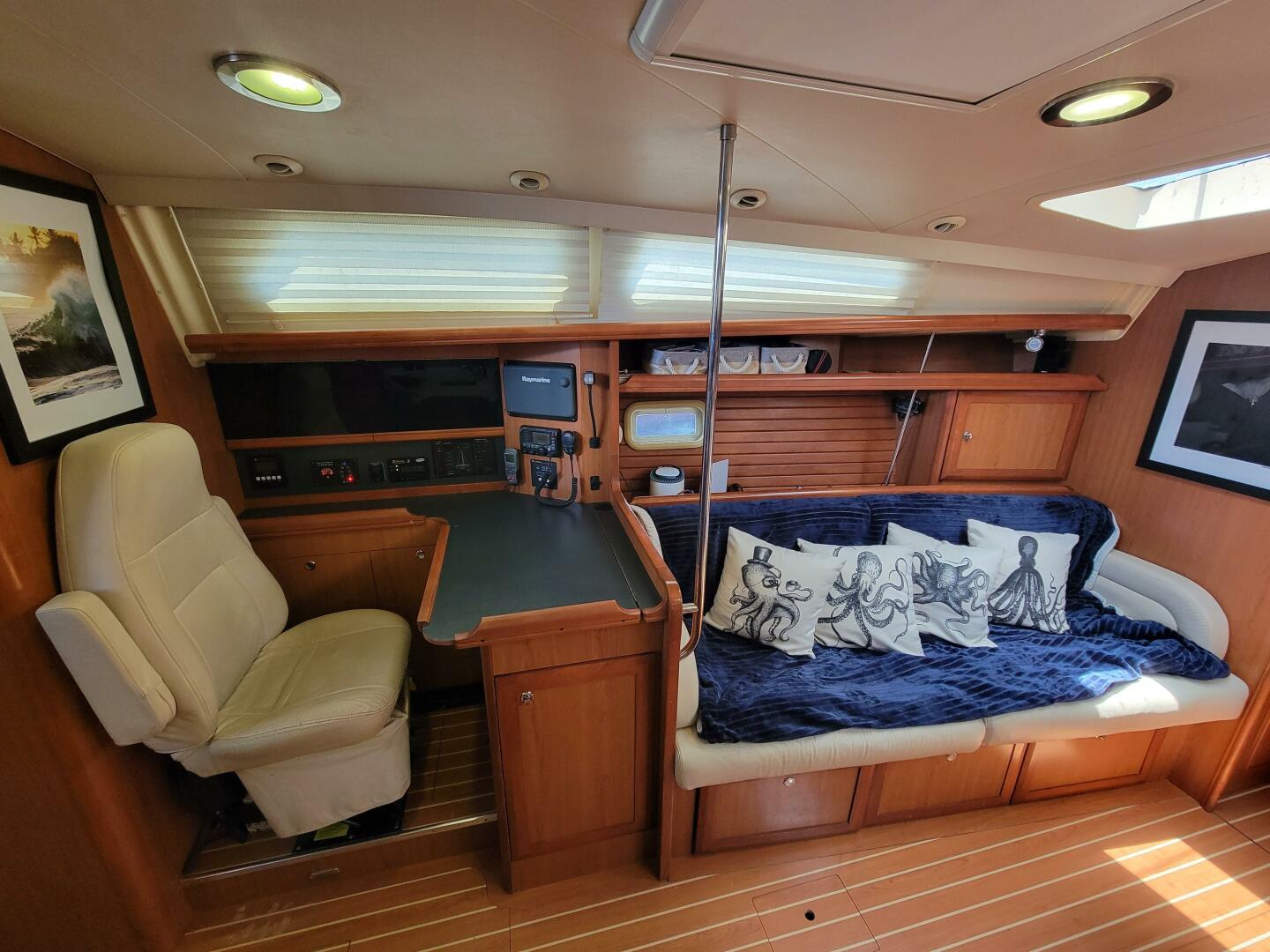 Slip Aweigh 49ft Hunter Yacht For Sale