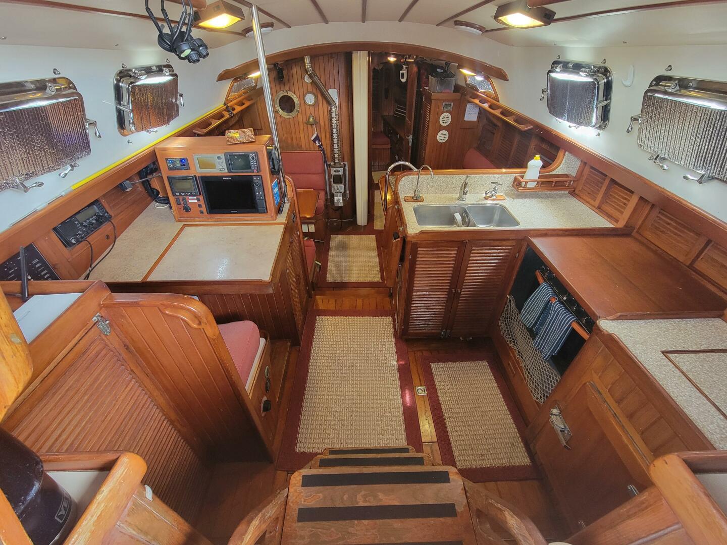 Searcher 42ft Tayana Yacht For Sale