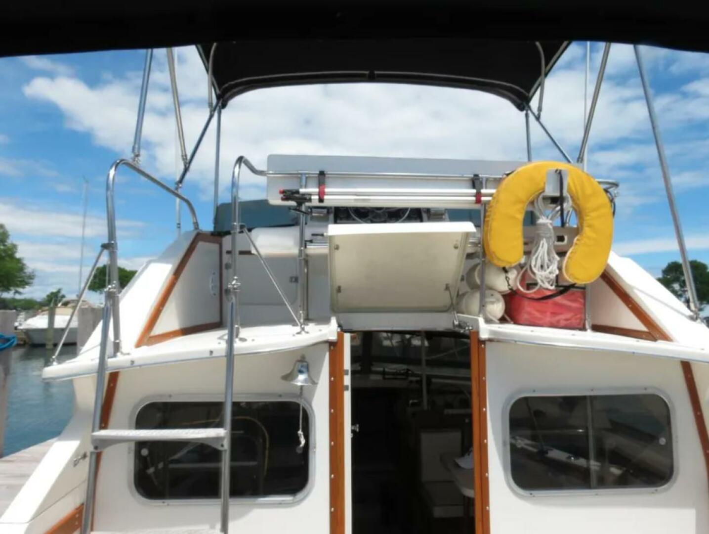 Off the Hook 28ft Bertram Yacht For Sale Off the Hook 28ft Bertram Yacht For Sale