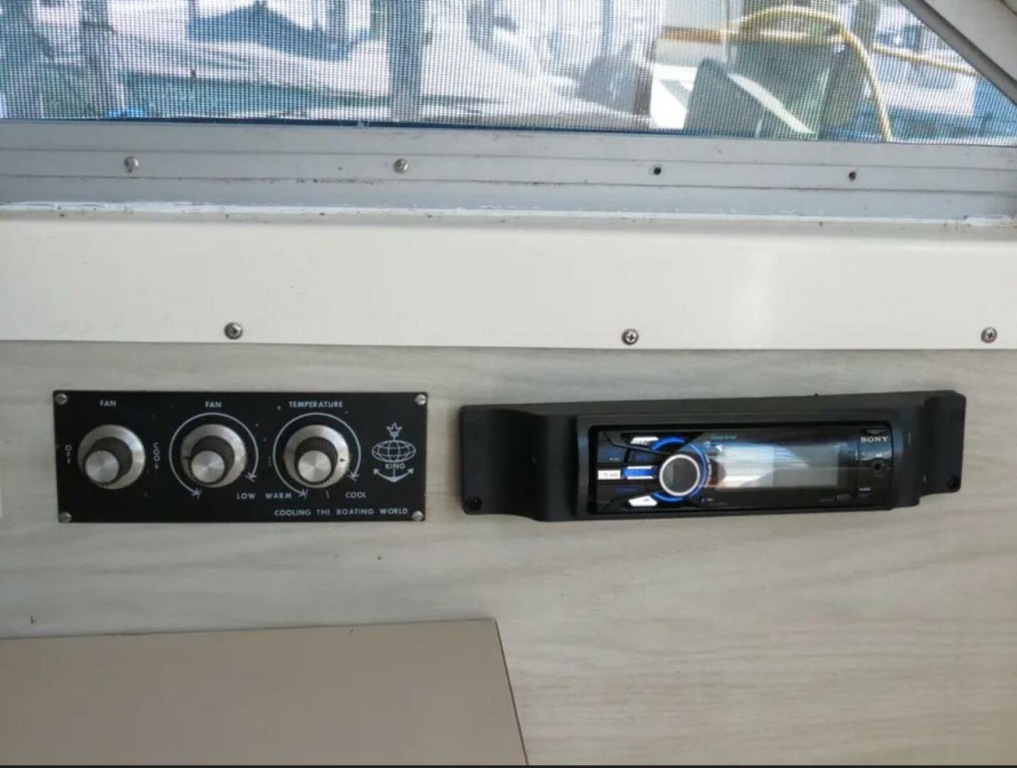 Off the Hook 28ft Bertram Yacht For Sale Off the Hook 28ft Bertram Yacht For Sale