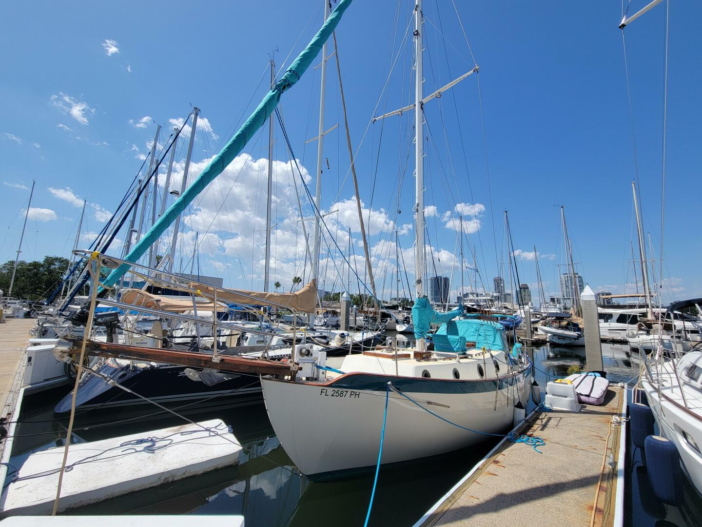 Wild Flowers 32ft Westsail Yacht For Sale Wild Flowers 32ft Westsail Yacht For Sale