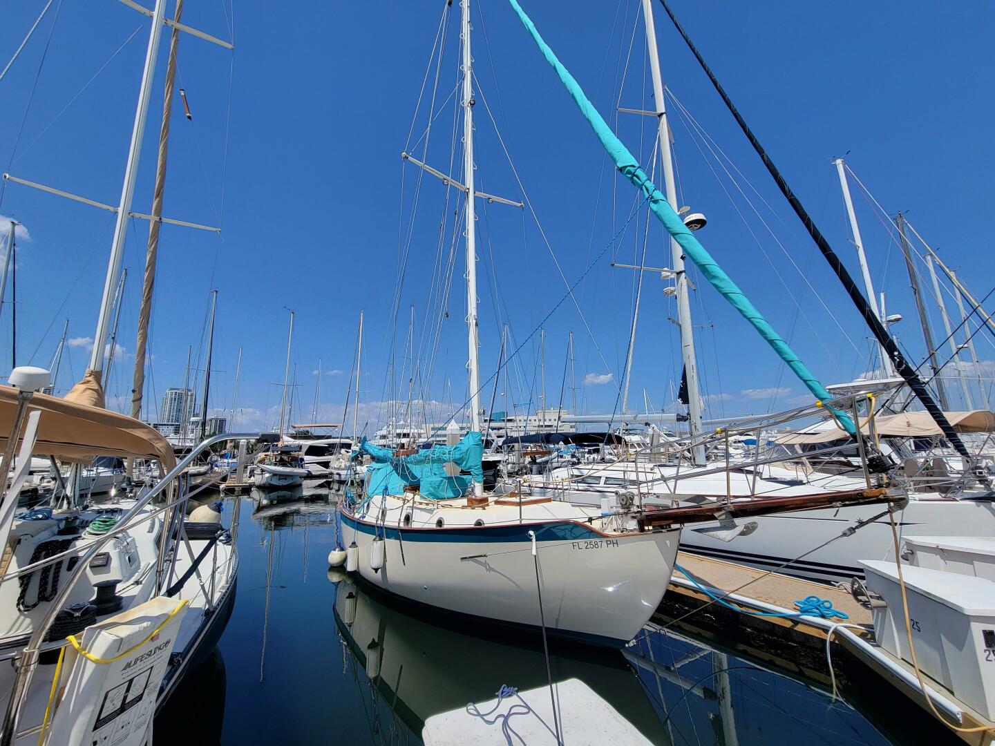 Wild Flowers 32ft Westsail Yacht For Sale Wild Flowers 32ft Westsail Yacht For Sale