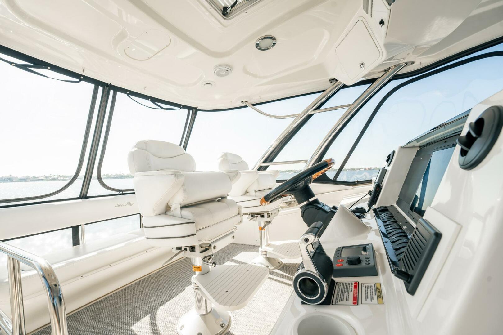 LOVE  amp  LUCK II 58ft Sea Ray Yacht For Sale LOVE  amp  LUCK II 58ft Sea Ray Yacht For Sale