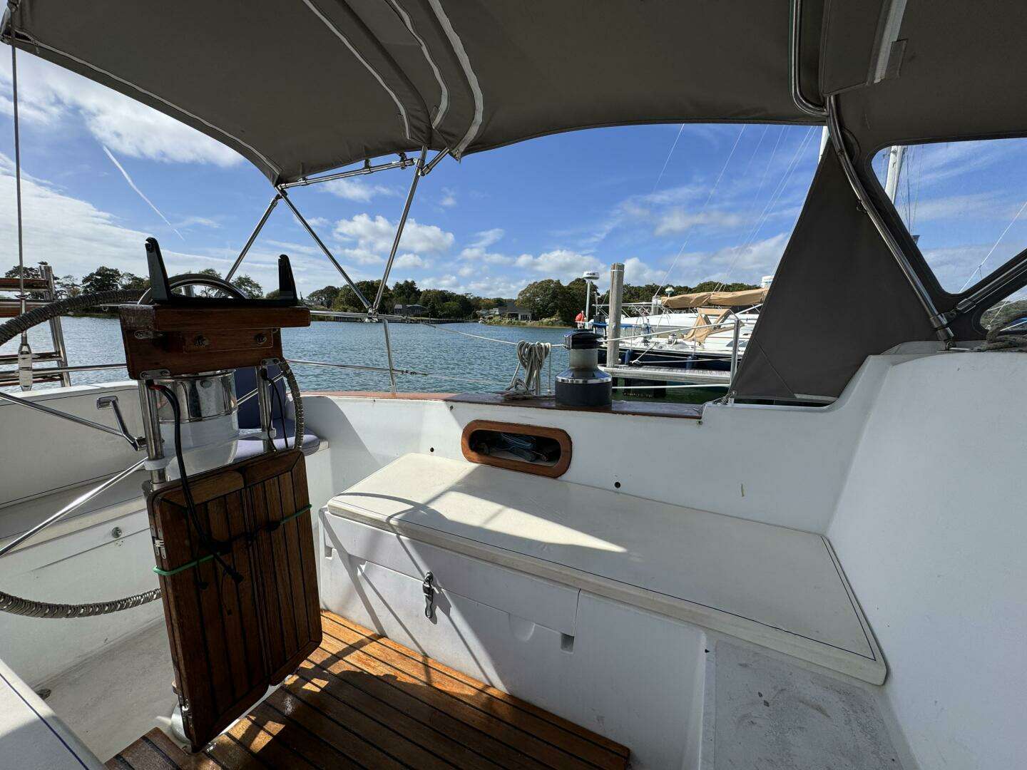 Maratime 41ft Bristol Yacht For Sale Maratime 41ft Bristol Yacht For Sale