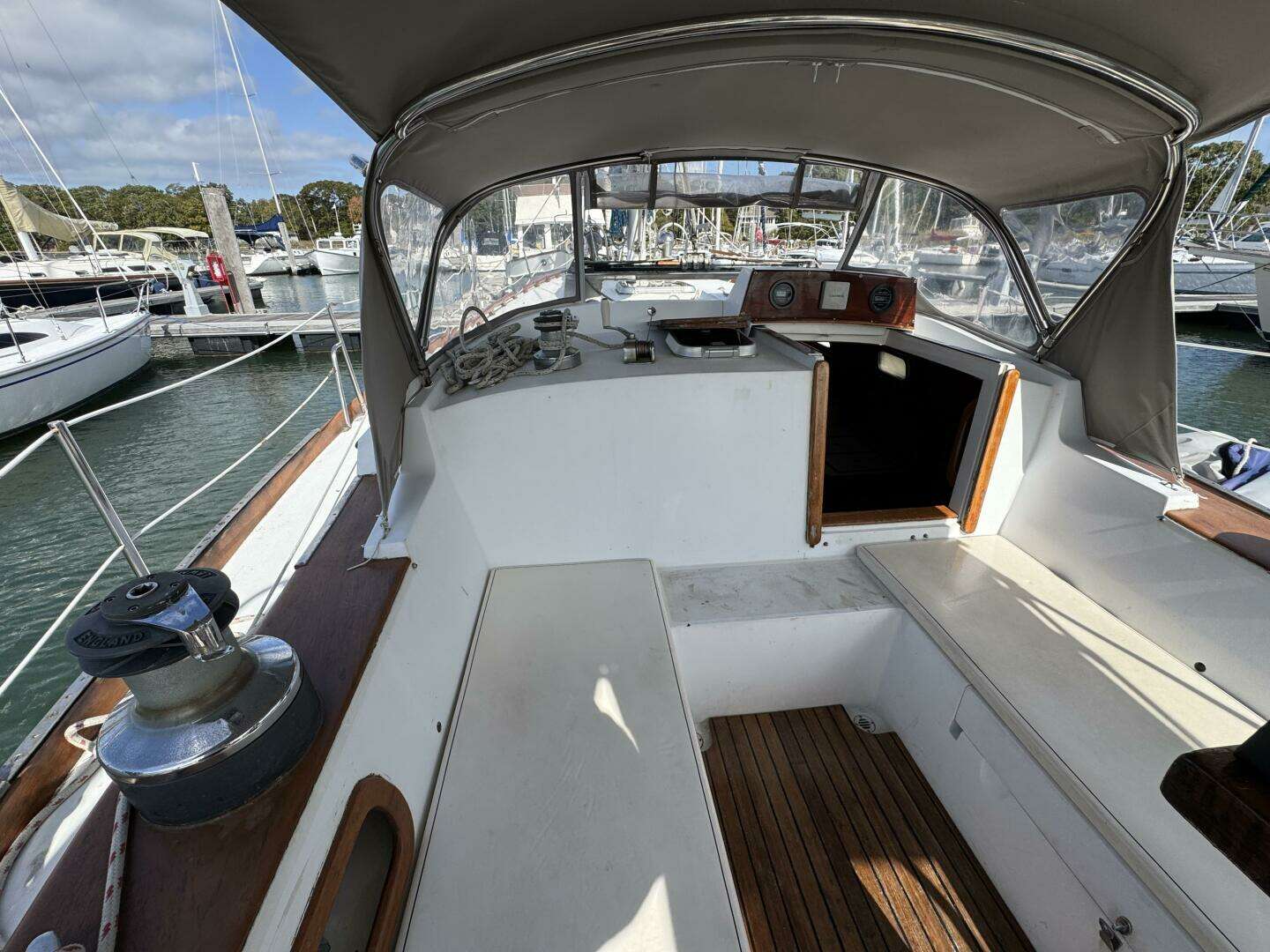 Maratime 41ft Bristol Yacht For Sale Maratime 41ft Bristol Yacht For Sale