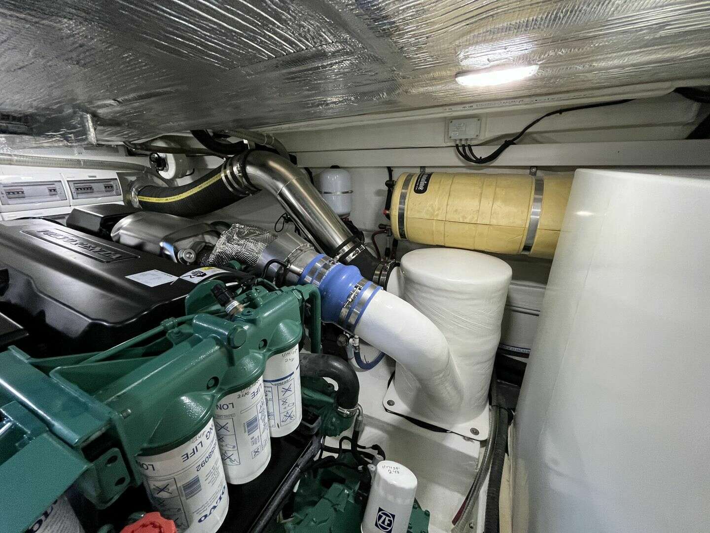 Galeon 500 FLY Yacht For Sale