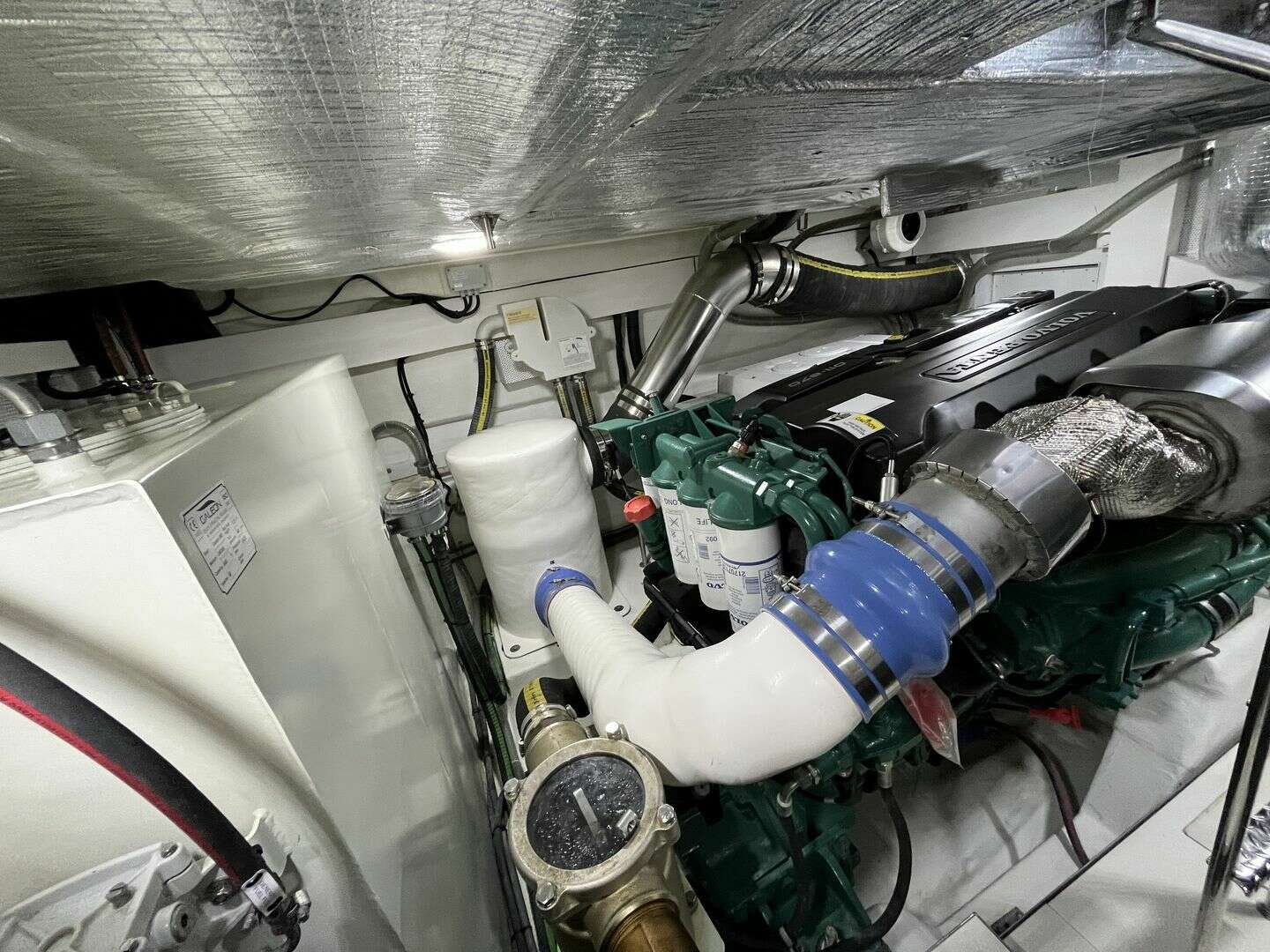 Galeon 500 FLY Yacht For Sale