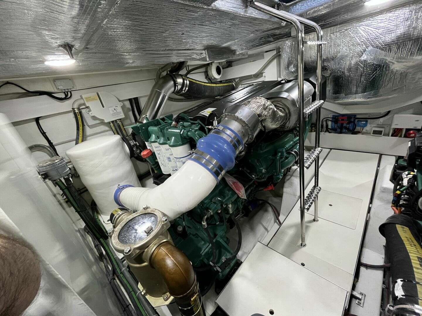 Galeon 500 FLY Yacht For Sale