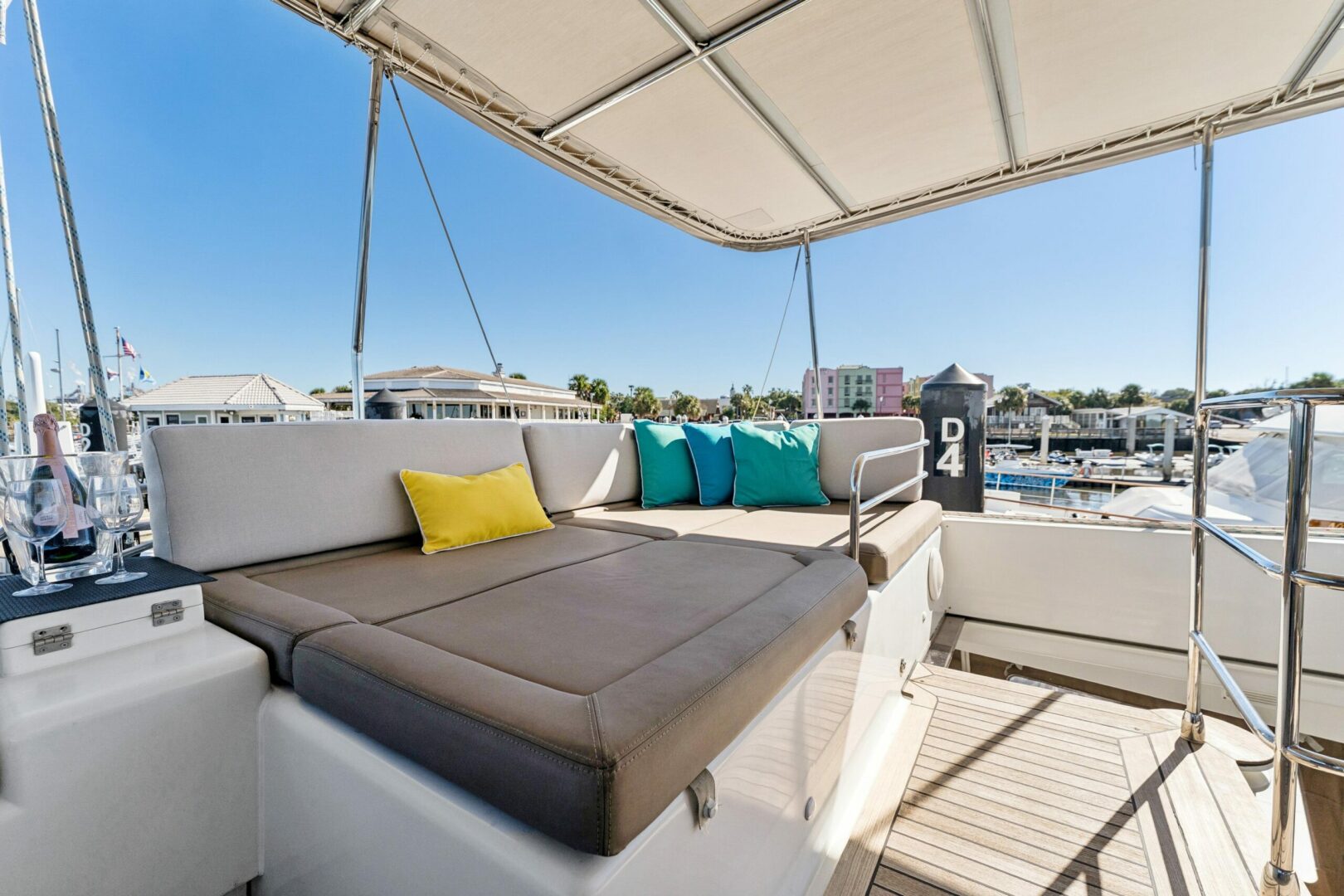 56ft Lagoon Yacht For Sale 56ft Lagoon Yacht For Sale