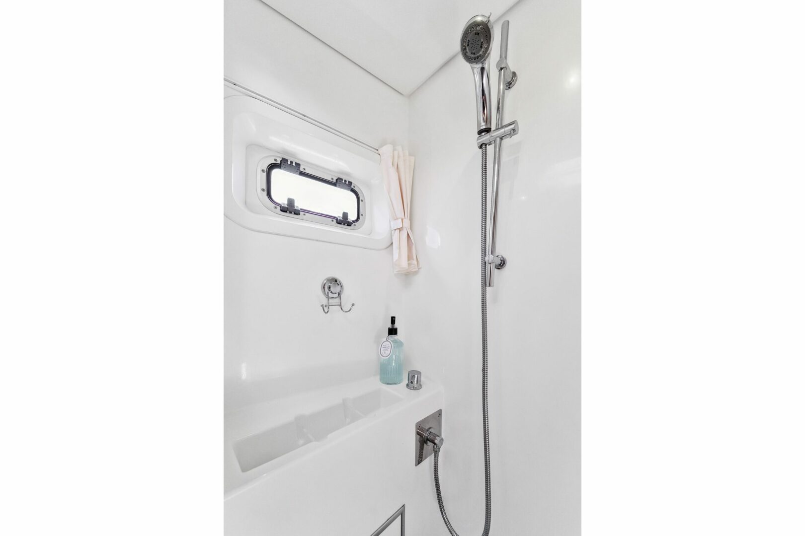 56ft Lagoon Yacht For Sale 56ft Lagoon Yacht For Sale