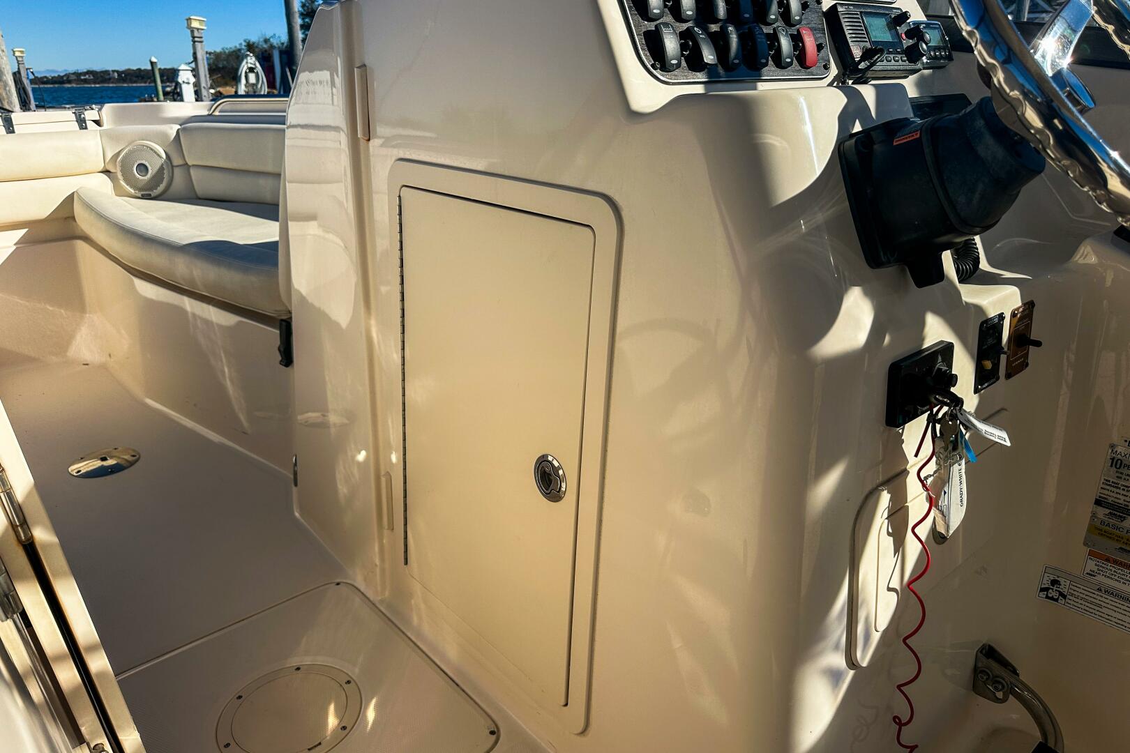 DAY TRIPPER 25ft Grady White Yacht For Sale