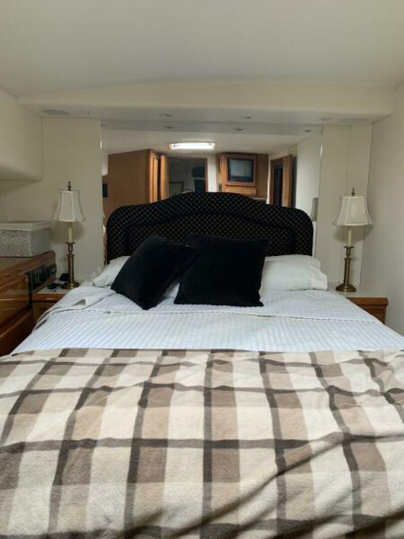 Pier Pressure 50ft Viking Yacht For Sale Pier Pressure 50ft Viking Yacht For Sale