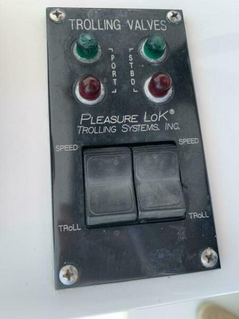 Pier Pressure 50ft Viking Yacht For Sale Pier Pressure 50ft Viking Yacht For Sale