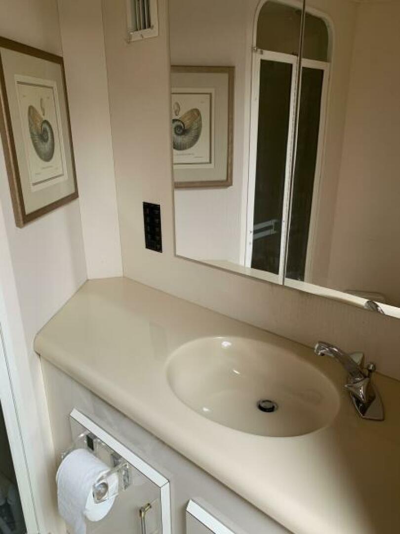 Pier Pressure 50ft Viking Yacht For Sale Pier Pressure 50ft Viking Yacht For Sale