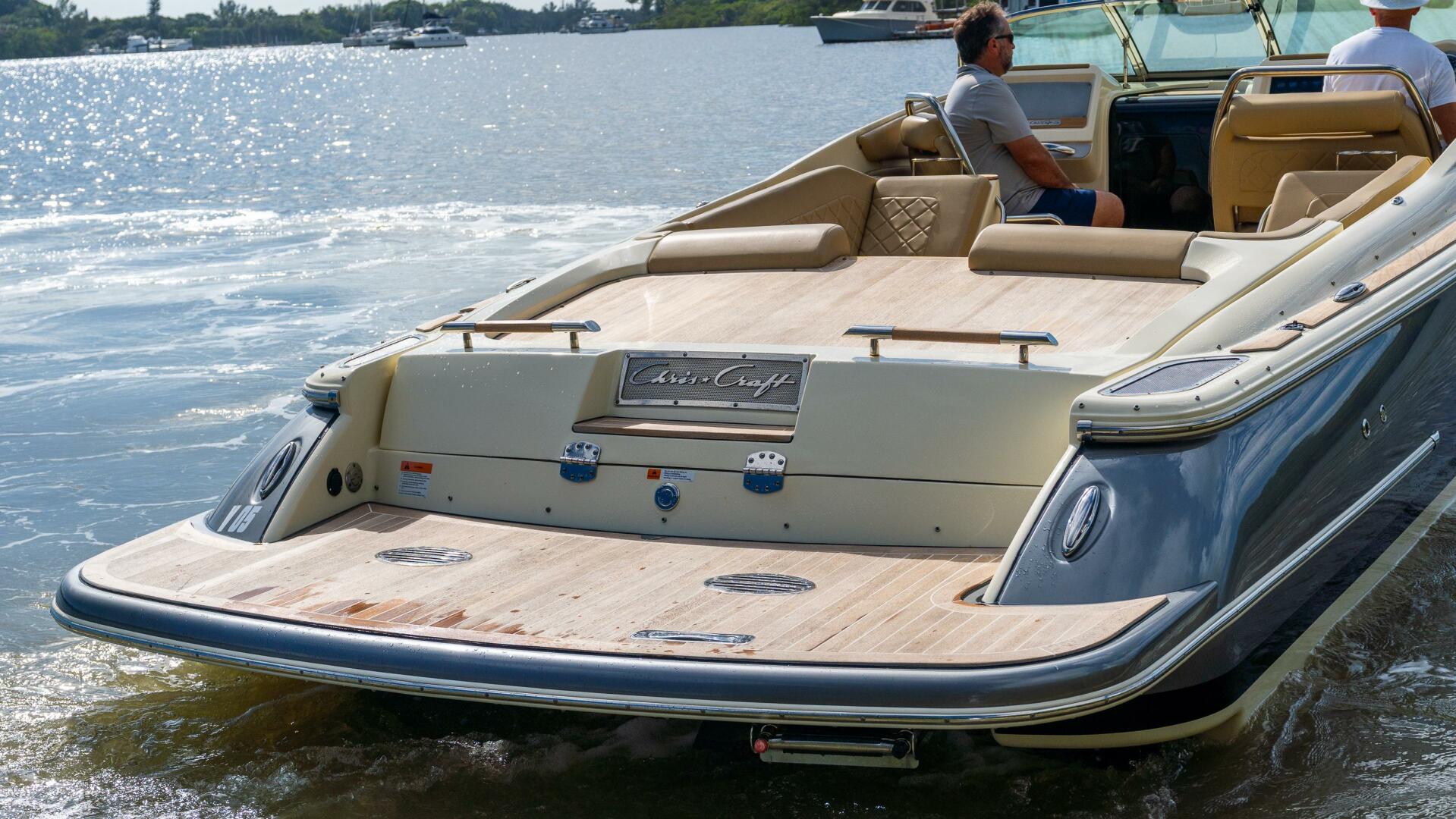 Corsair 28ft Chris Craft Yacht For Sale Corsair 28ft Chris Craft Yacht For Sale