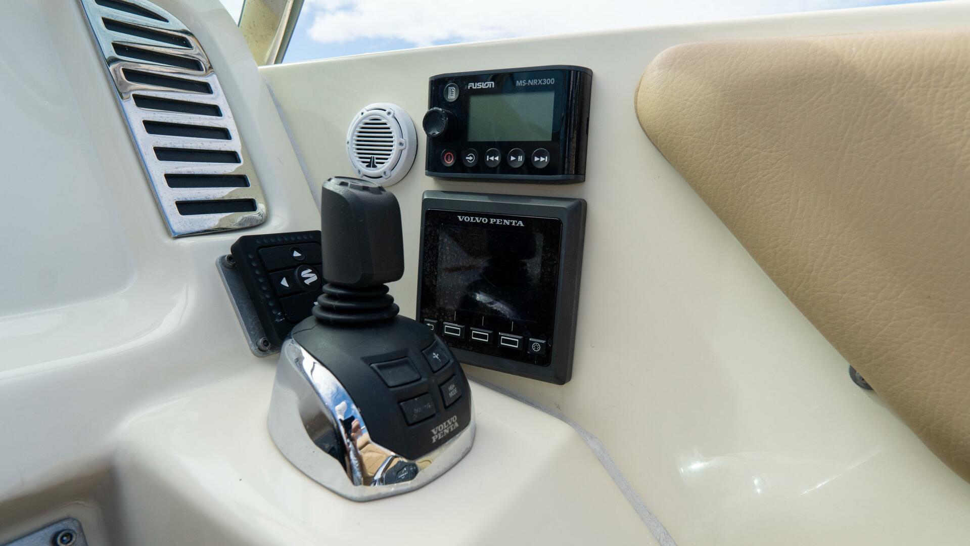 Corsair 28ft Chris Craft Yacht For Sale Corsair 28ft Chris Craft Yacht For Sale