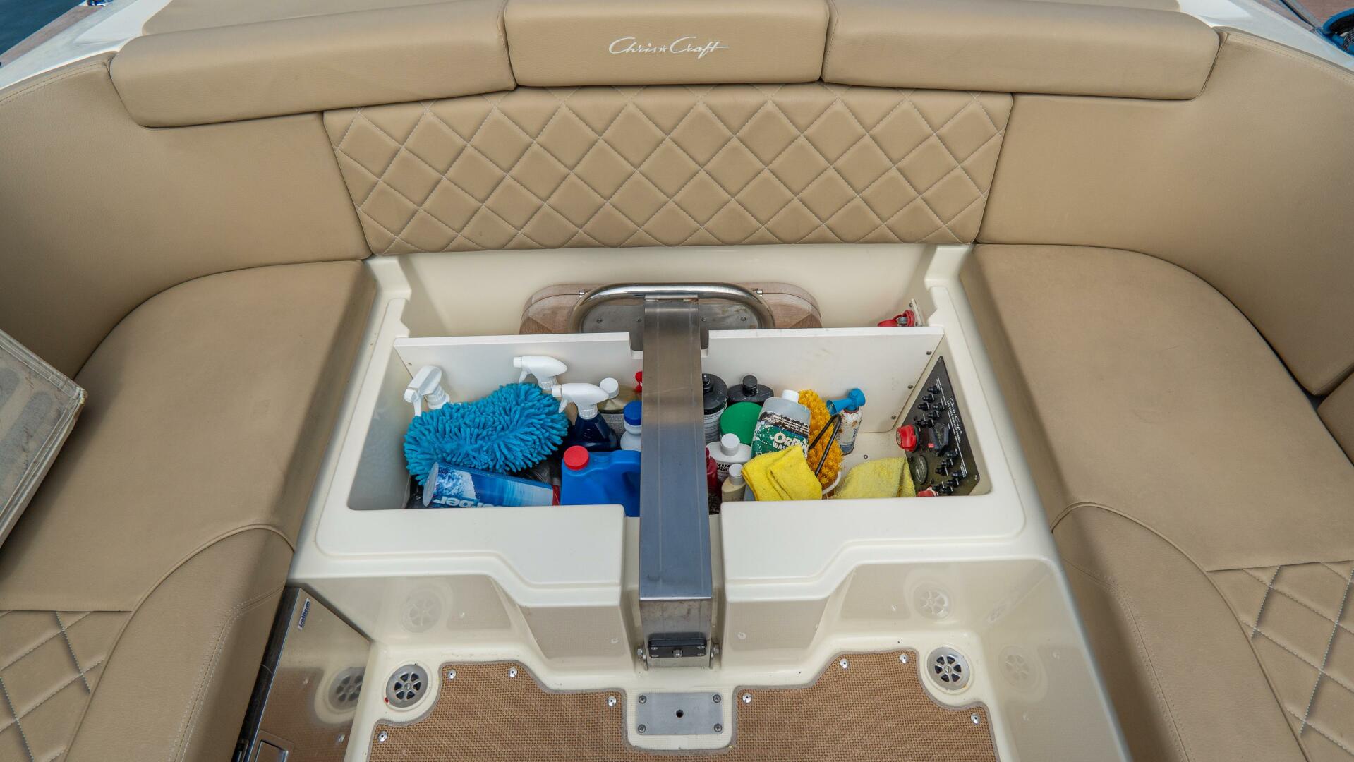 Corsair 28ft Chris Craft Yacht For Sale Corsair 28ft Chris Craft Yacht For Sale