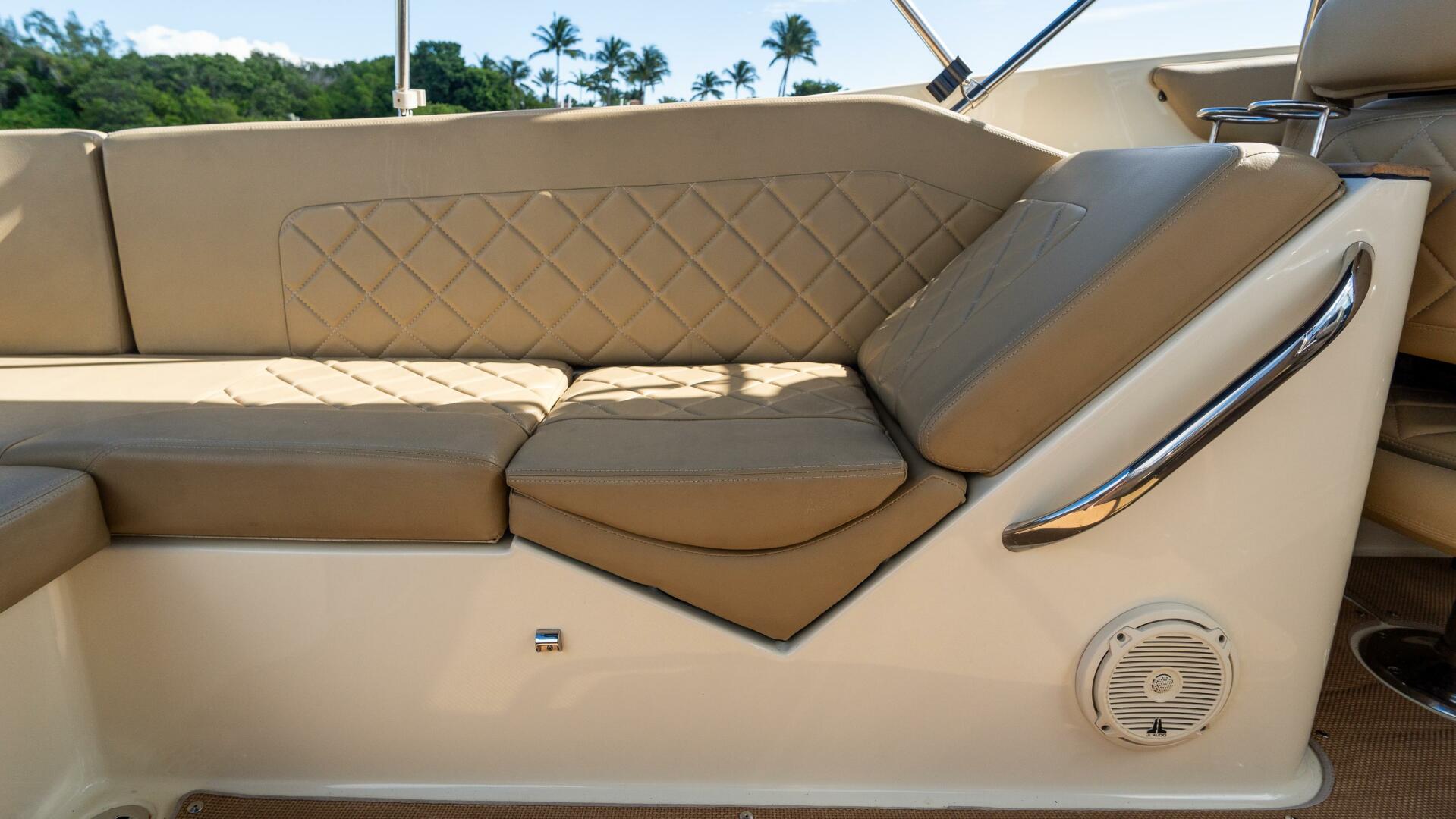 Corsair 28ft Chris Craft Yacht For Sale Corsair 28ft Chris Craft Yacht For Sale