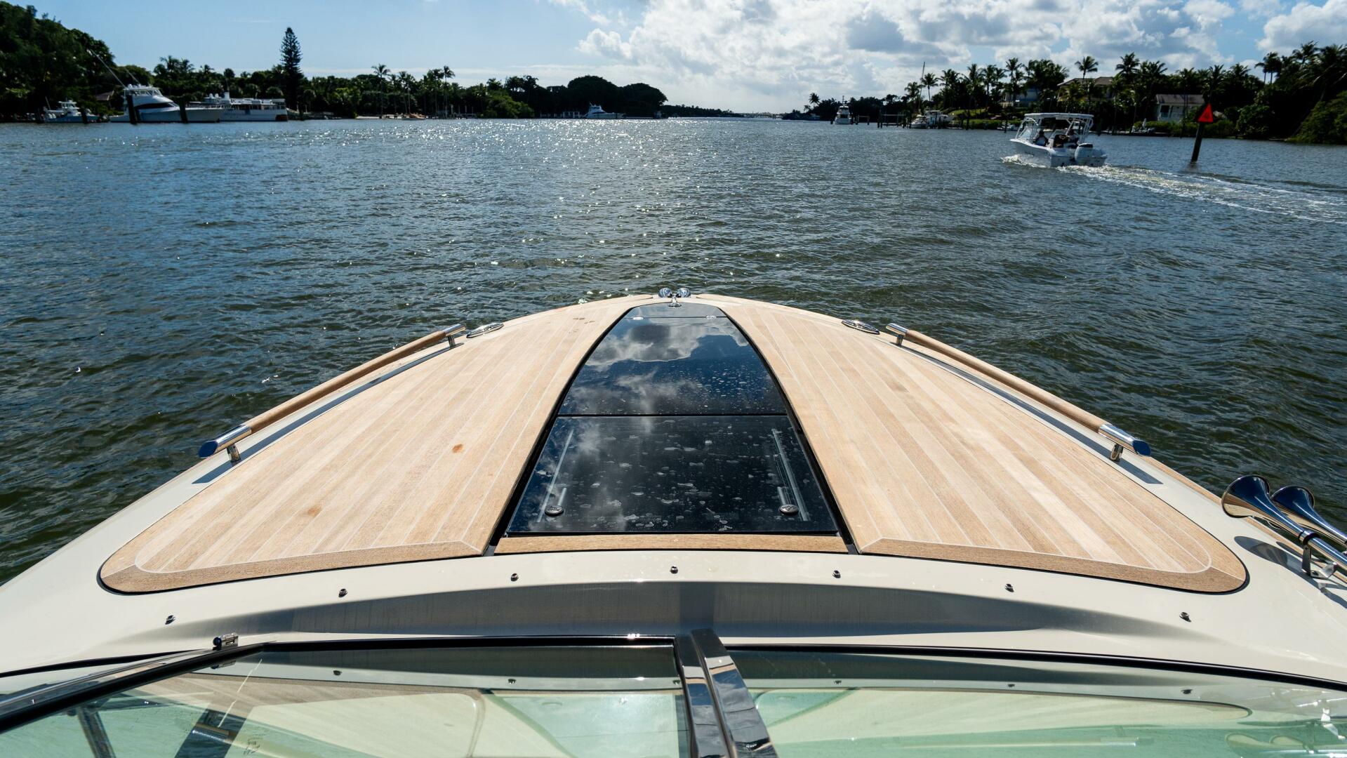 Corsair 28ft Chris Craft Yacht For Sale Corsair 28ft Chris Craft Yacht For Sale