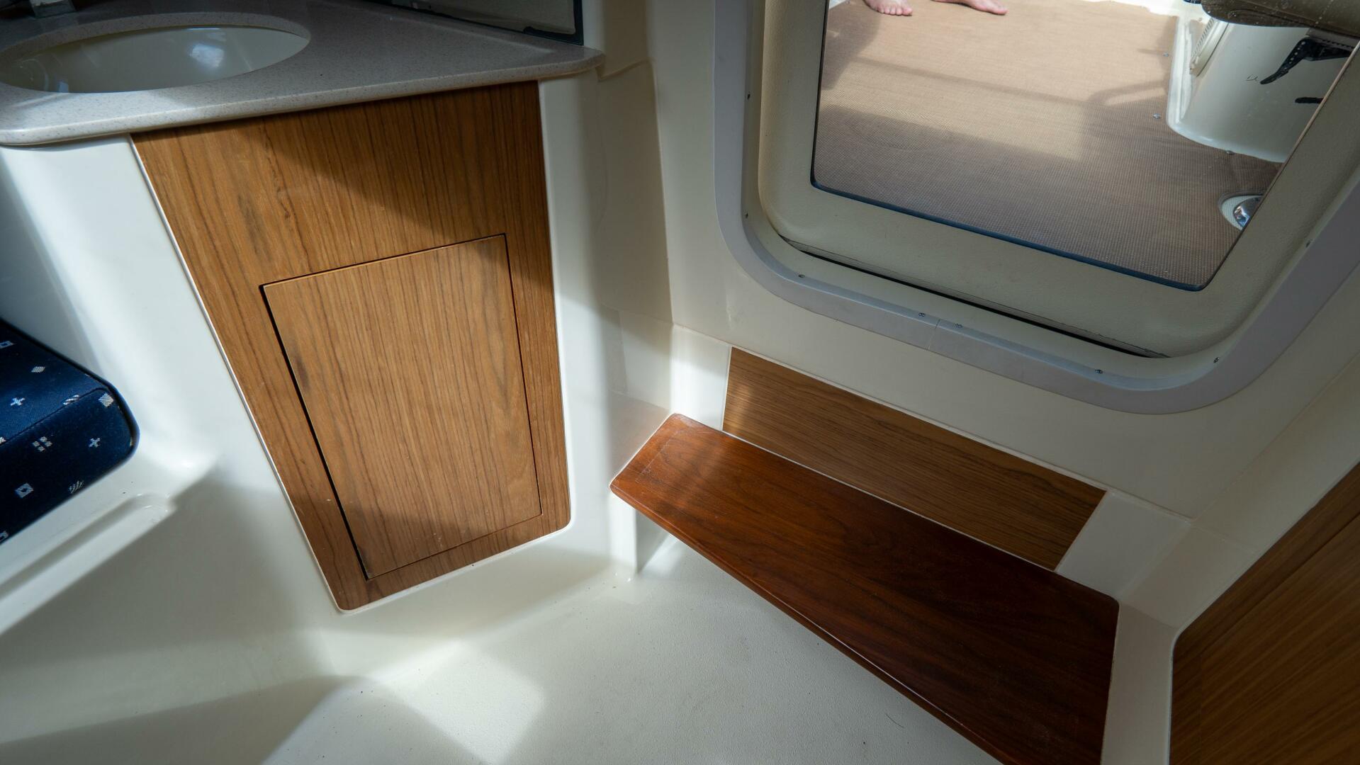 Corsair 28ft Chris Craft Yacht For Sale Corsair 28ft Chris Craft Yacht For Sale