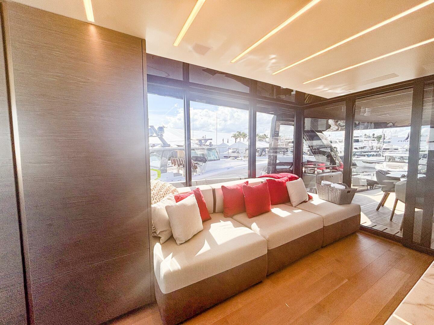 62ft Explorer Yacht For Sale 62ft Explorer Yacht For Sale