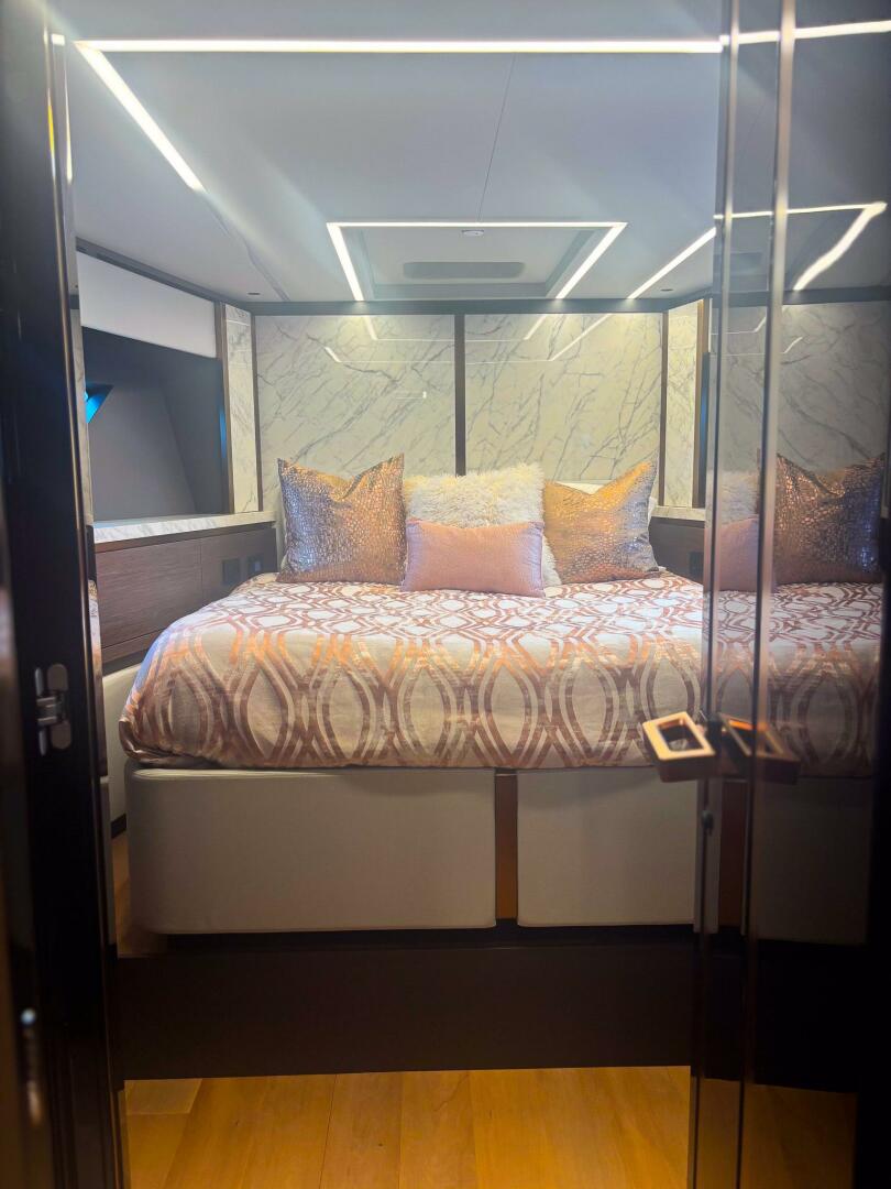 62ft Explorer Yacht For Sale 62ft Explorer Yacht For Sale