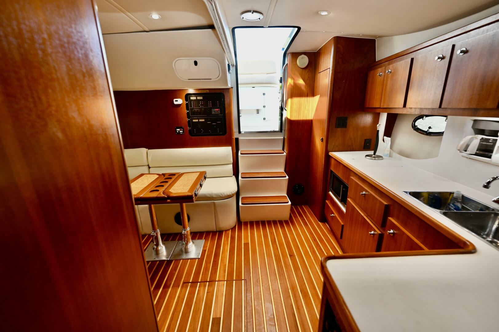 Amejaie II 35ft Tiara Yachts Yacht For Sale Amejaie II 35ft Tiara Yachts Yacht For Sale