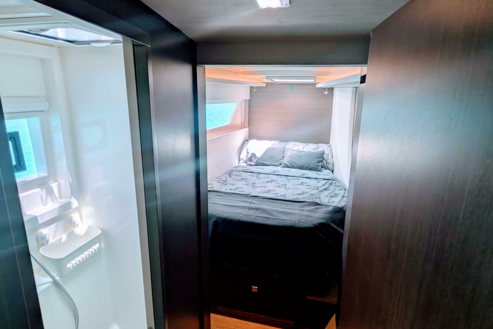 Momentum 42ft Leopard Yacht For Sale