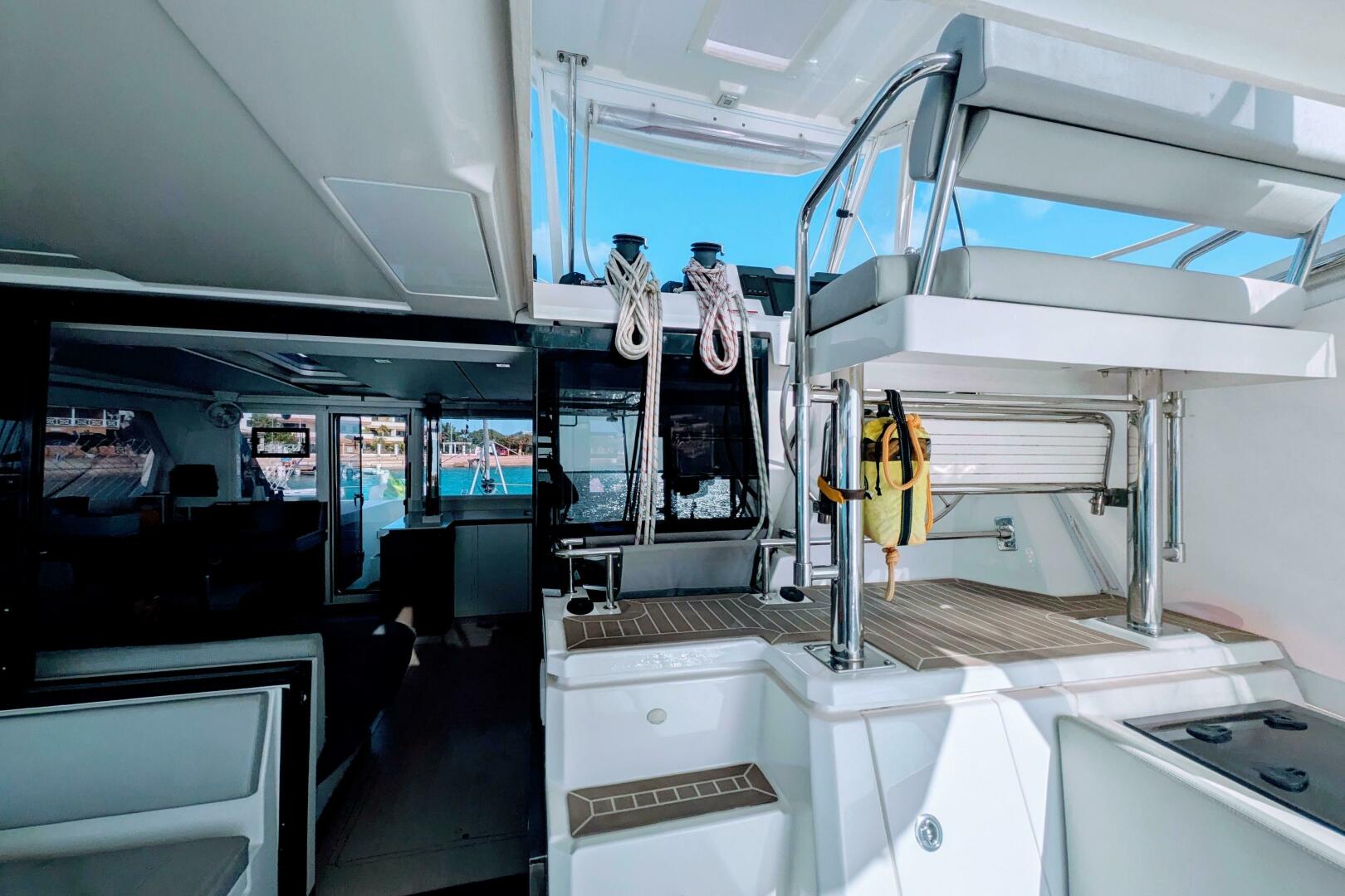 Momentum 42ft Leopard Yacht For Sale