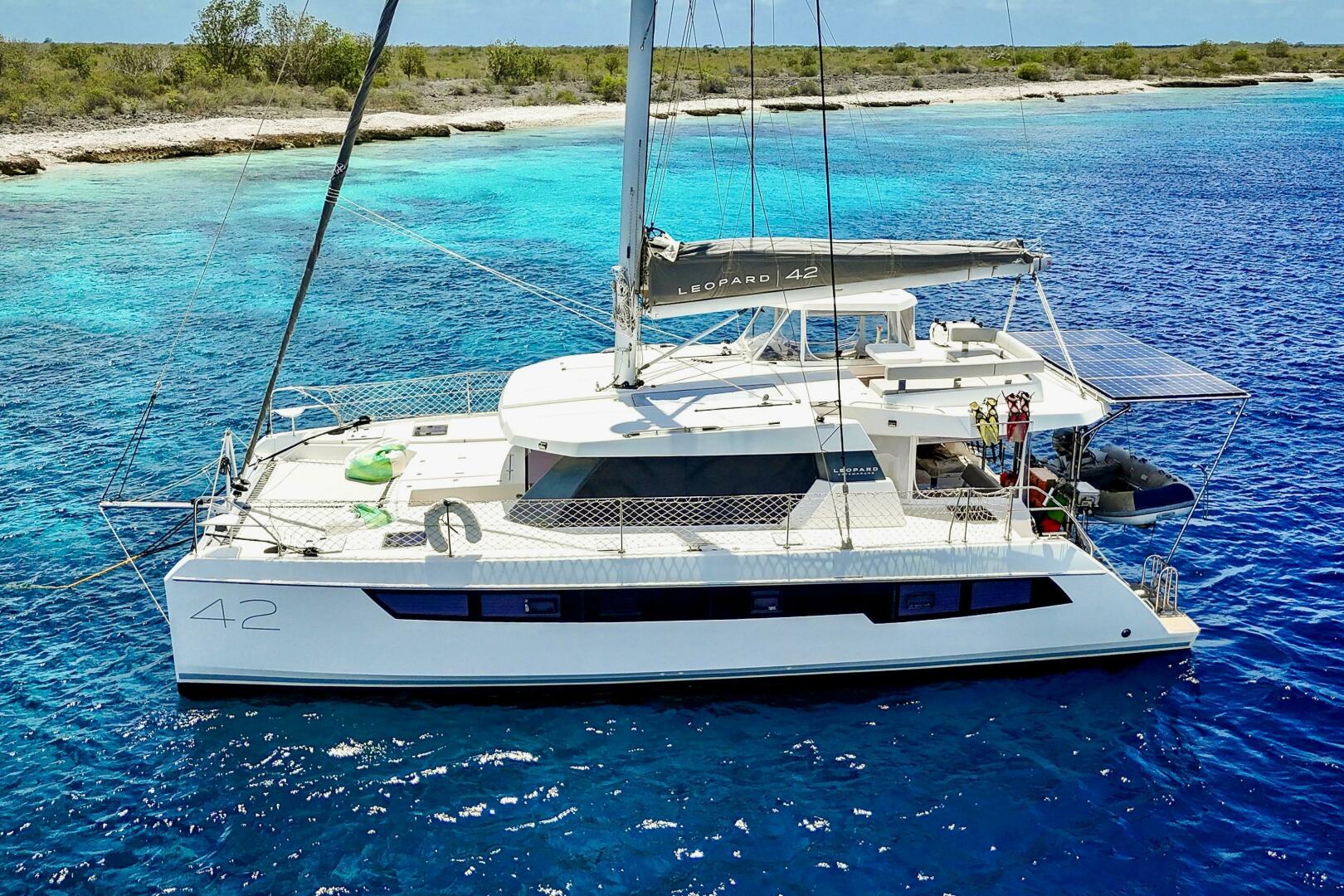 Momentum 42ft Leopard Yacht For Sale