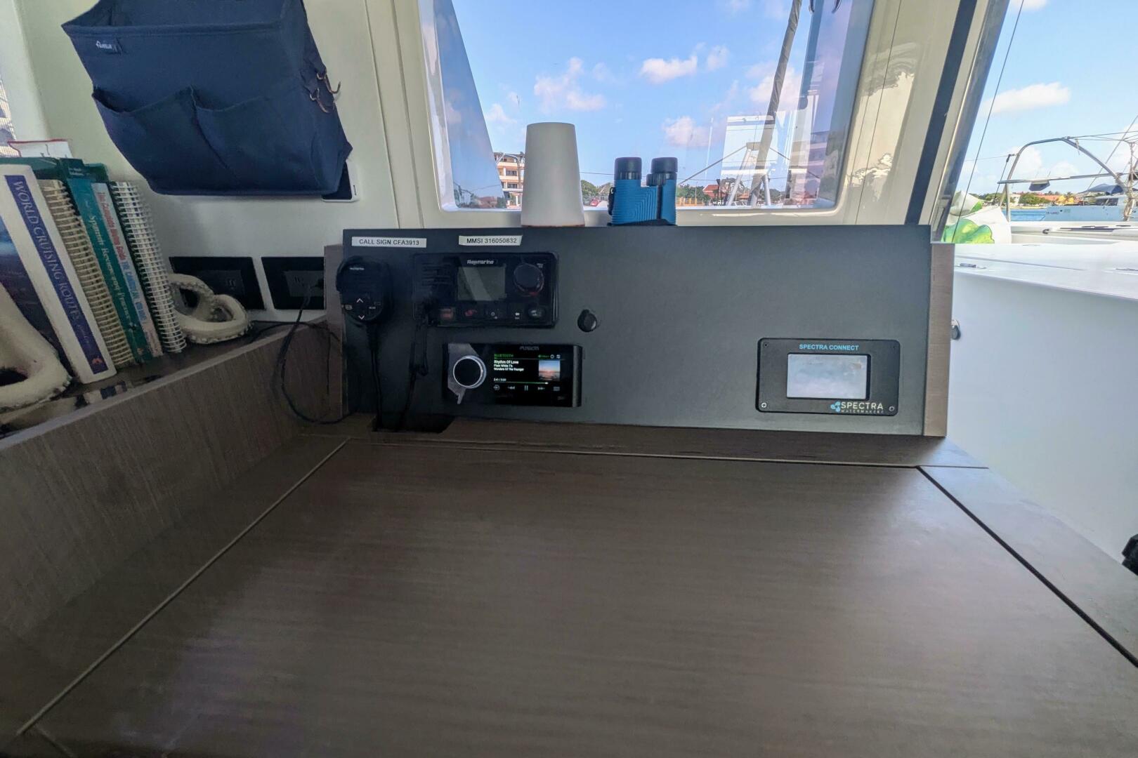 Momentum 42ft Leopard Yacht For Sale