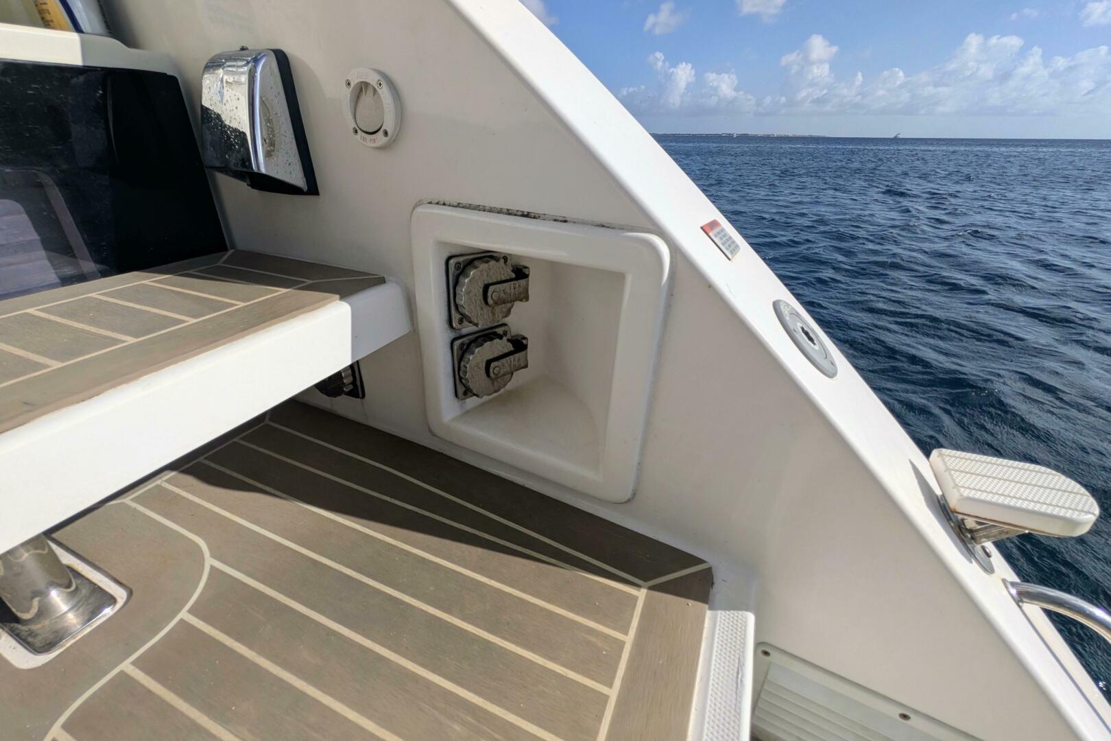 Momentum 42ft Leopard Yacht For Sale