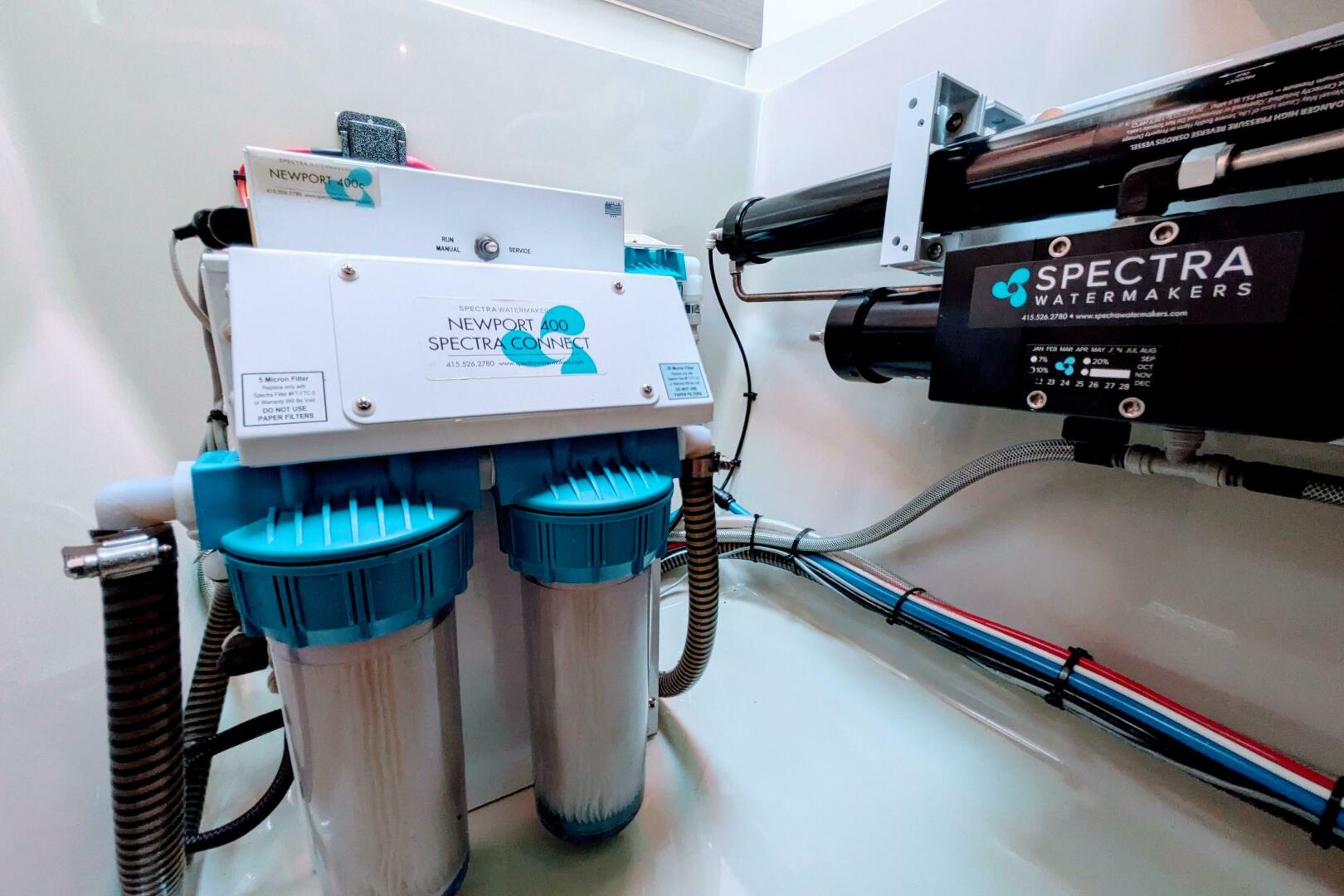 Momentum 42ft Leopard Yacht For Sale