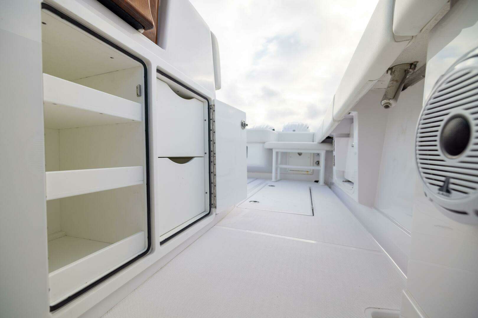 38ft Jupiter Yacht For Sale 38ft Jupiter Yacht For Sale