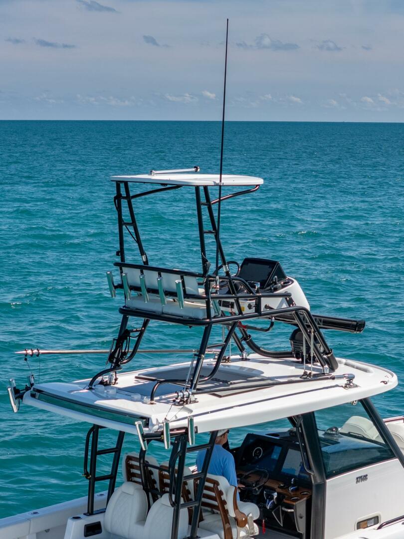 PAPA ROACH III 37ft Everglades Yacht For Sale