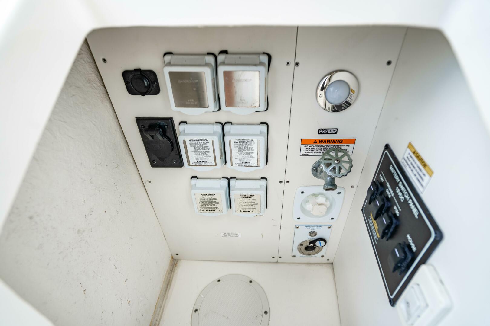 Sound Decision 32ft Sea Ray Yacht For Sale Sound Decision 32ft Sea Ray Yacht For Sale