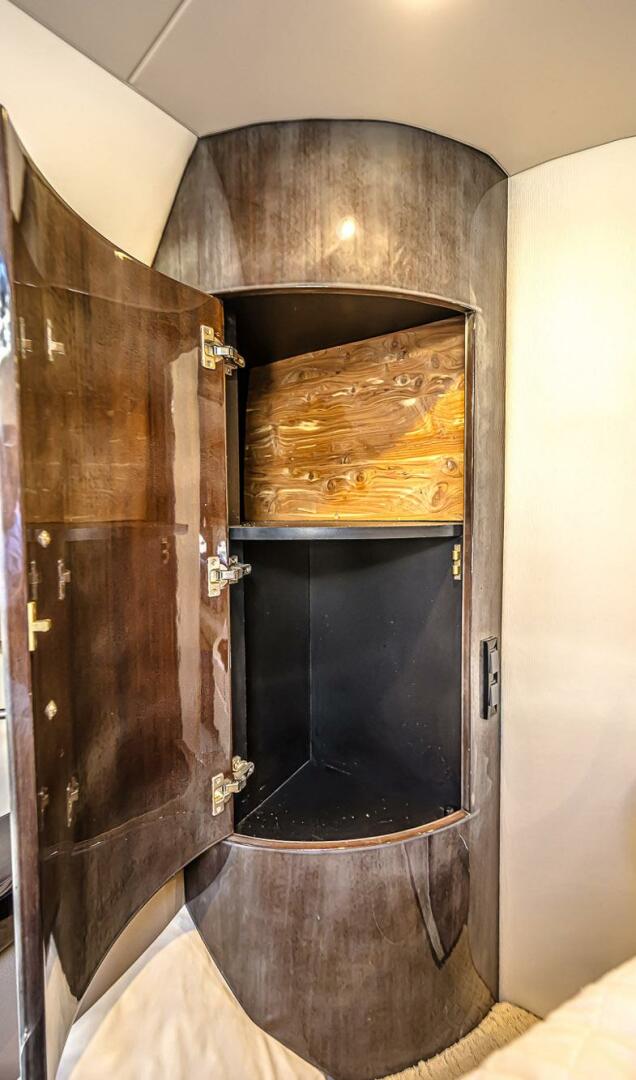 KENDALMAC 46ft Regal Yacht For Sale KENDALMAC 46ft Regal Yacht For Sale