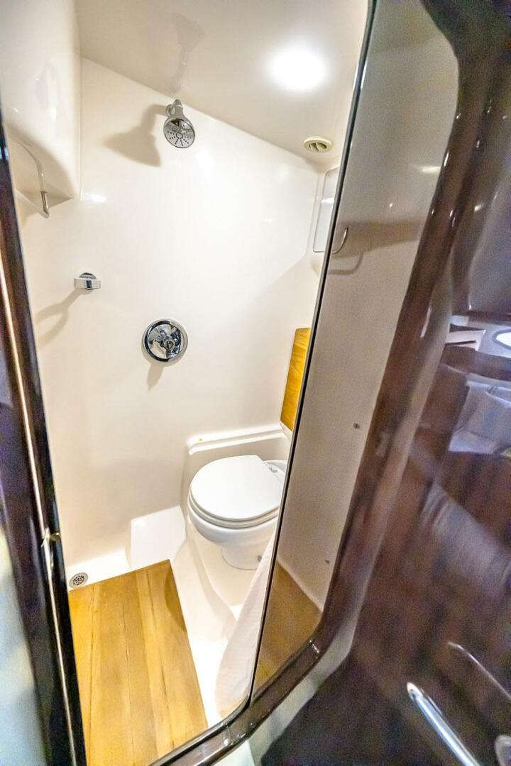 KENDALMAC 46ft Regal Yacht For Sale KENDALMAC 46ft Regal Yacht For Sale