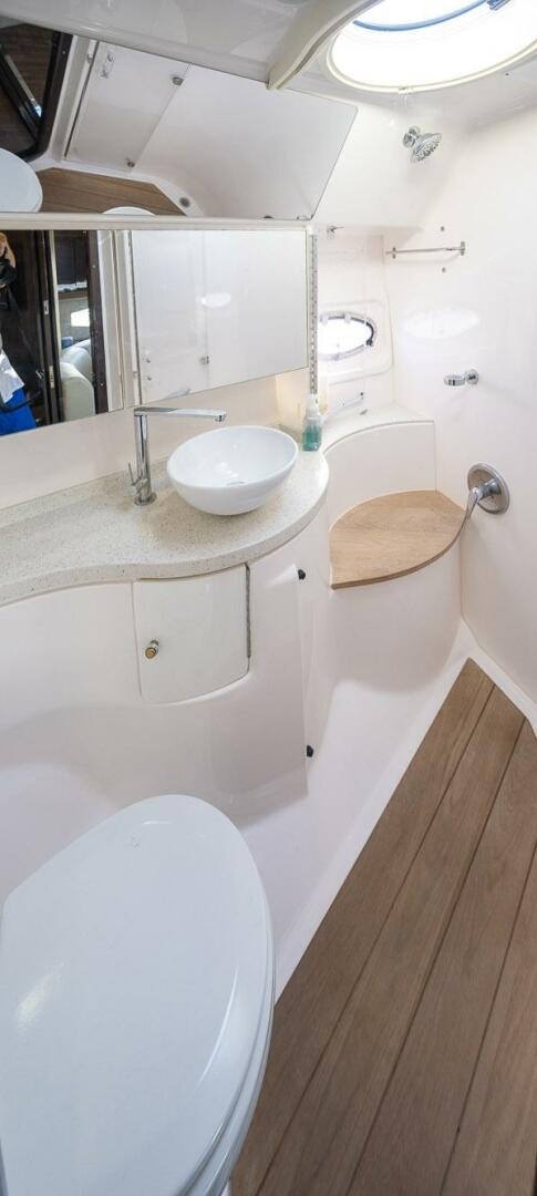 KENDALMAC 46ft Regal Yacht For Sale KENDALMAC 46ft Regal Yacht For Sale