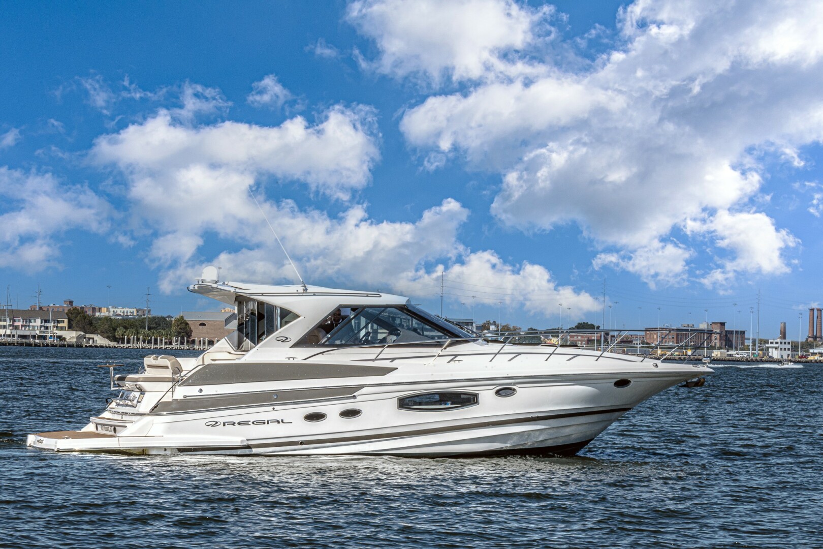 KENDALMAC 46ft Regal Yacht For Sale KENDALMAC 46ft Regal Yacht For Sale