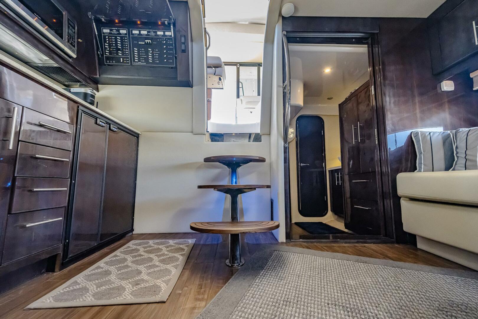 KENDALMAC 46ft Regal Yacht For Sale KENDALMAC 46ft Regal Yacht For Sale