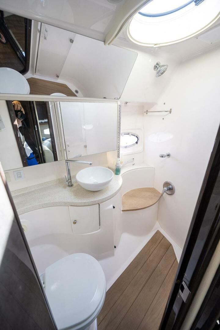 KENDALMAC 46ft Regal Yacht For Sale KENDALMAC 46ft Regal Yacht For Sale