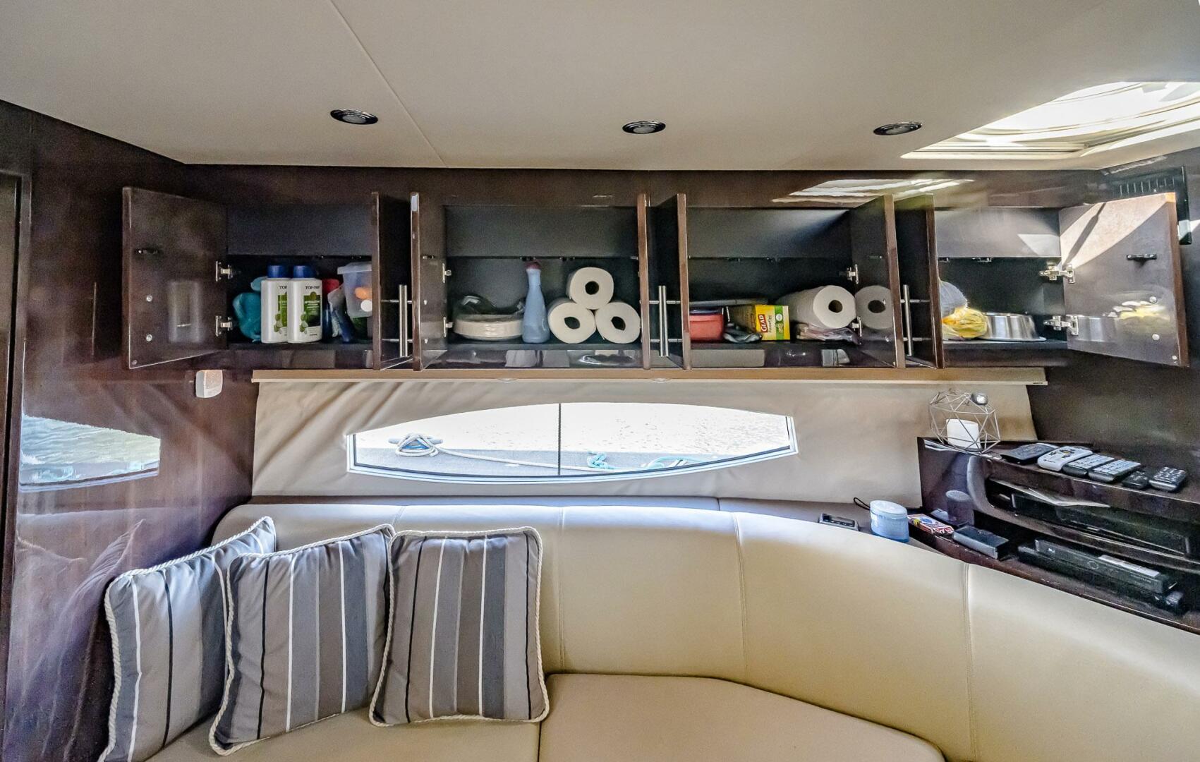 KENDALMAC 46ft Regal Yacht For Sale KENDALMAC 46ft Regal Yacht For Sale