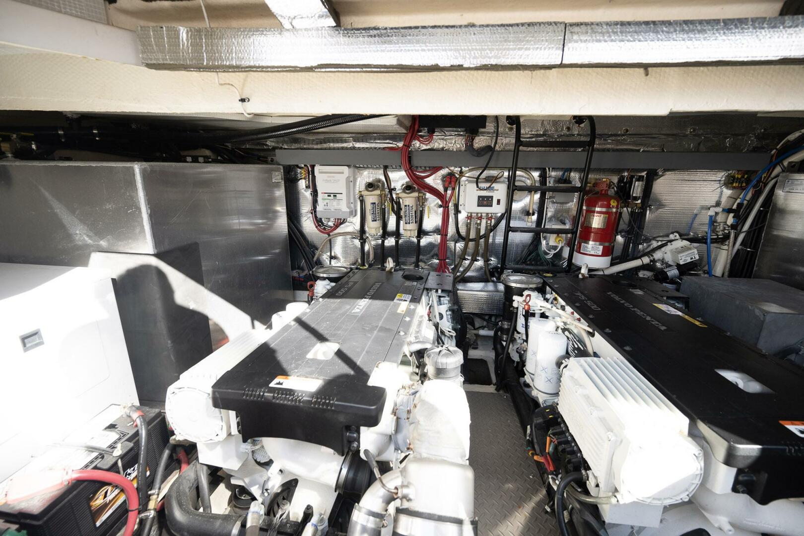 KENDALMAC 46ft Regal Yacht For Sale KENDALMAC 46ft Regal Yacht For Sale